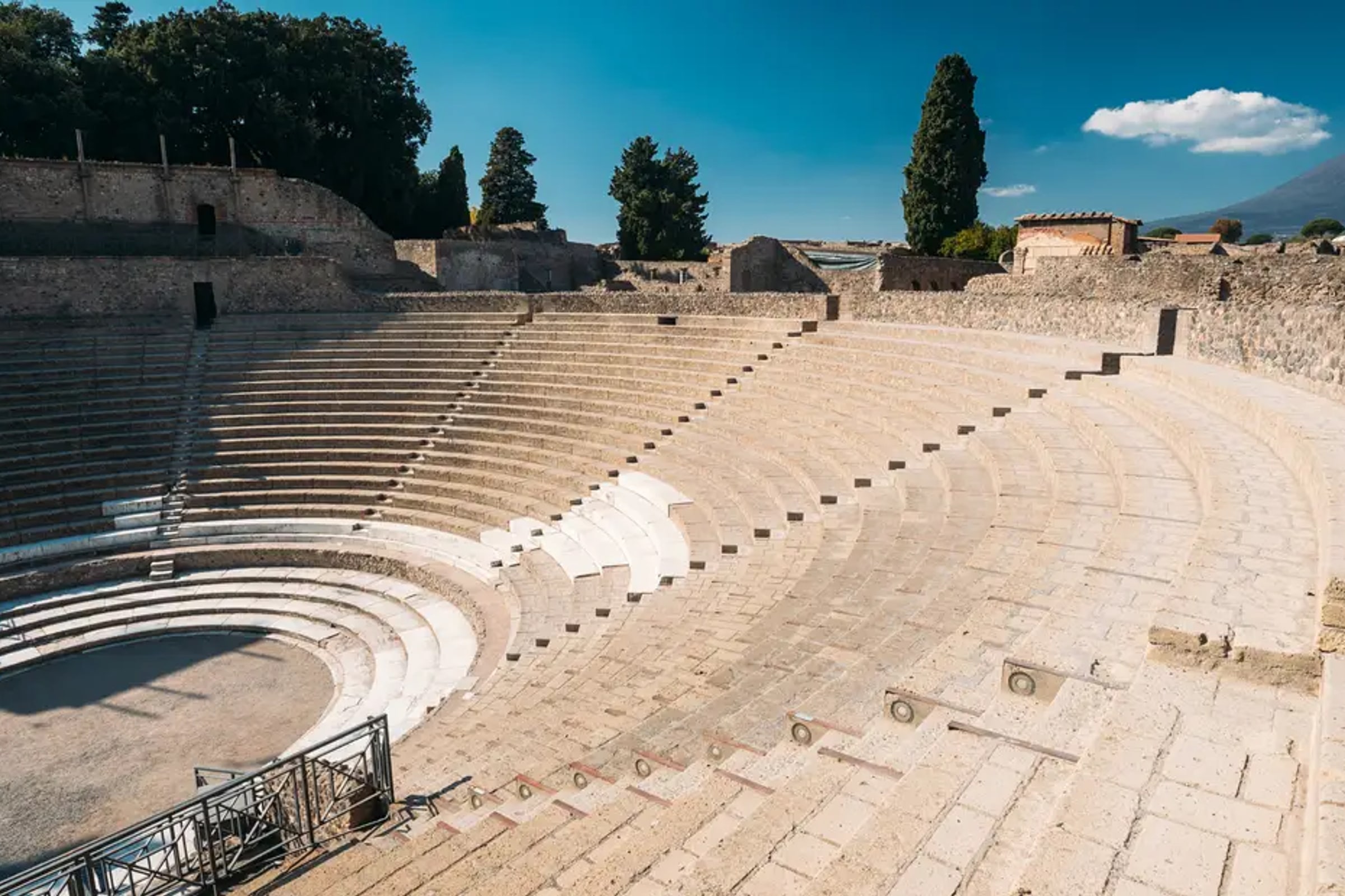 Day Trip from Naples: Pompeii and Mount Vesuvius
